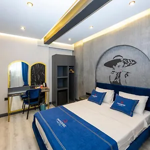 Paradise 3*, Isztambul Törökország