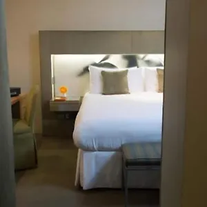 4* מלון Shoreham