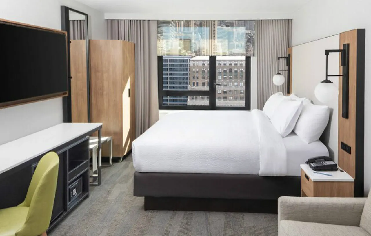 Fairfield Inn & Suites By Marriott New York Manhattan/Times Square South 4*,