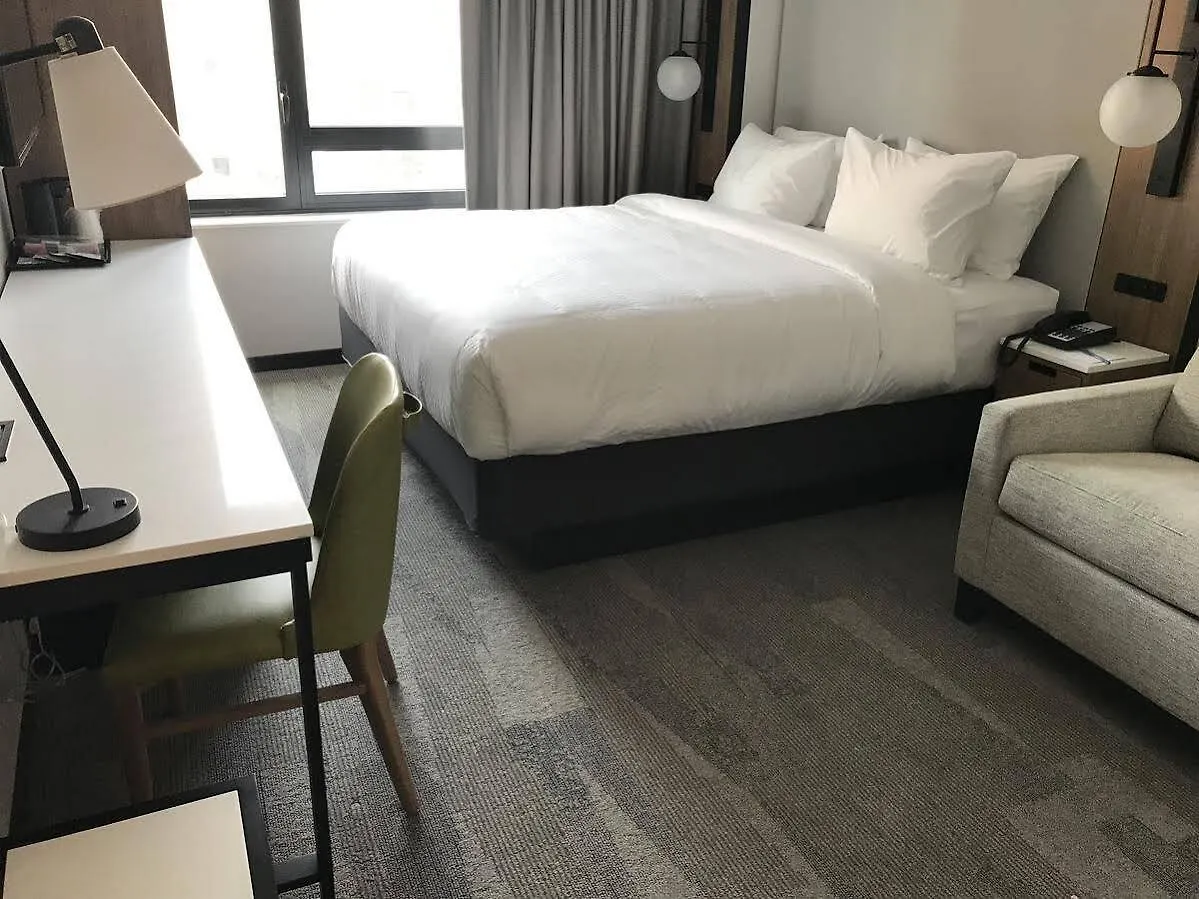 Fairfield Inn & Suites By Marriott New York Manhattan/Times Square South 4*,  США
