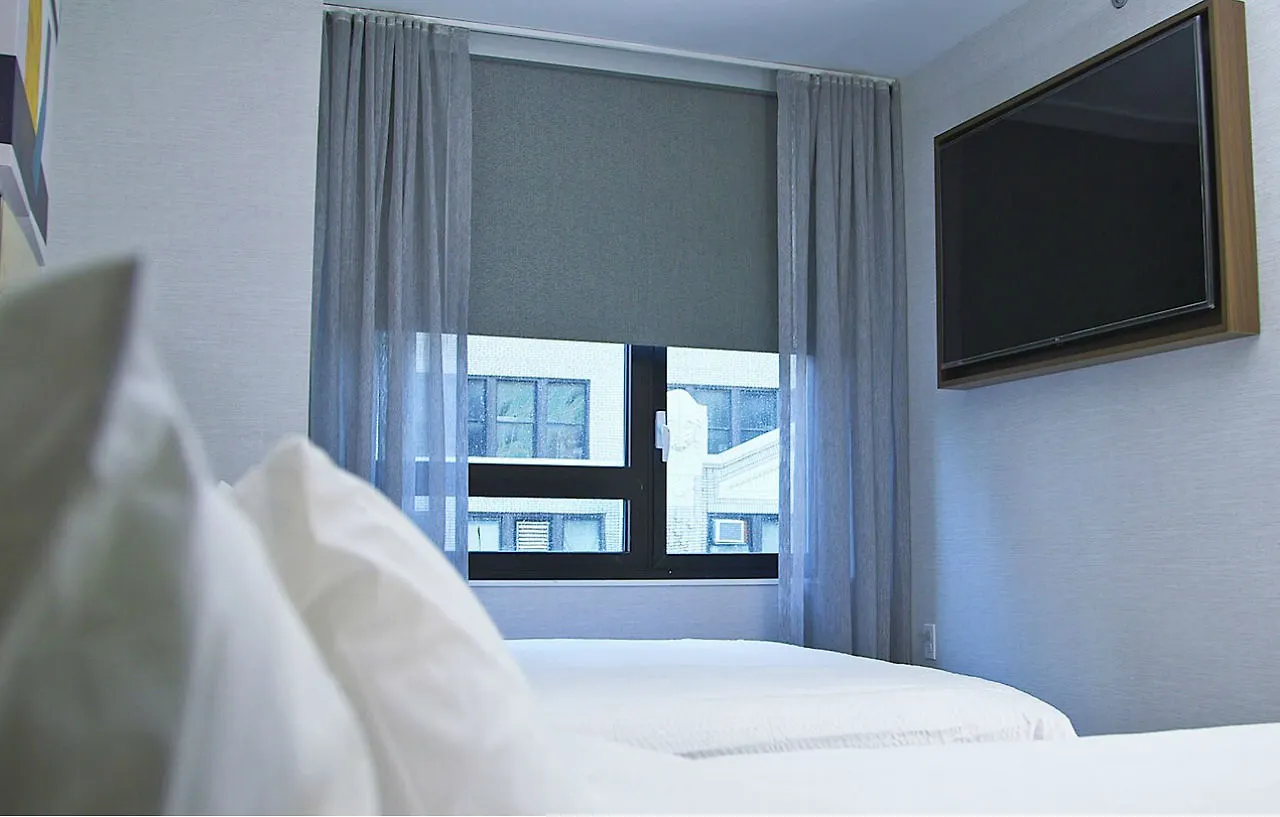 Отель Fairfield Inn & Suites By Marriott New York Manhattan/Times Square South